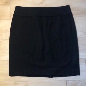 Banana Republic Black Pencil Skirt - Sz 8